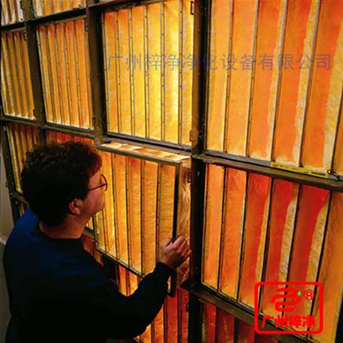 F8級袋式中效過濾器安裝方法如圖所示 F8級袋式中效過濾器安裝方法如圖所示