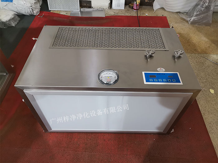 層流罩制作現(xiàn)場(chǎng)實(shí)拍圖 層流罩制作現(xiàn)場(chǎng)實(shí)拍圖